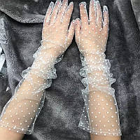 Фатиновые перчатки длинные в горошек белые