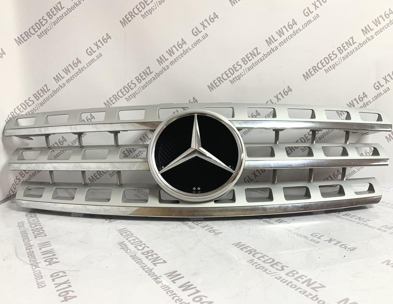 Решітка радіатора Mercedes ML W164 рестайл Мерседес МЛ 164 2008 2009 2010 2011