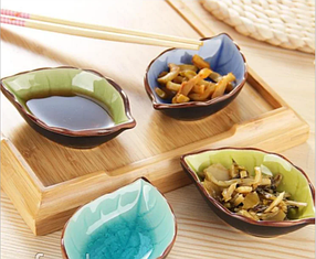 Керамічна тарілка для страв японської та корейської кухні 11*7*3 см