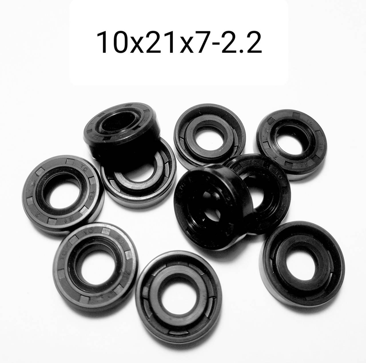 

Сальник манжета армированная10х21х7-2,2