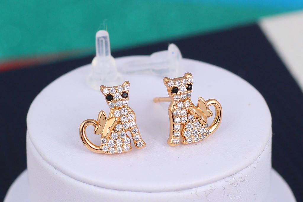 

Серьги гвоздики Xuping Jewelry котики с бабочками 1,2 см золотистые