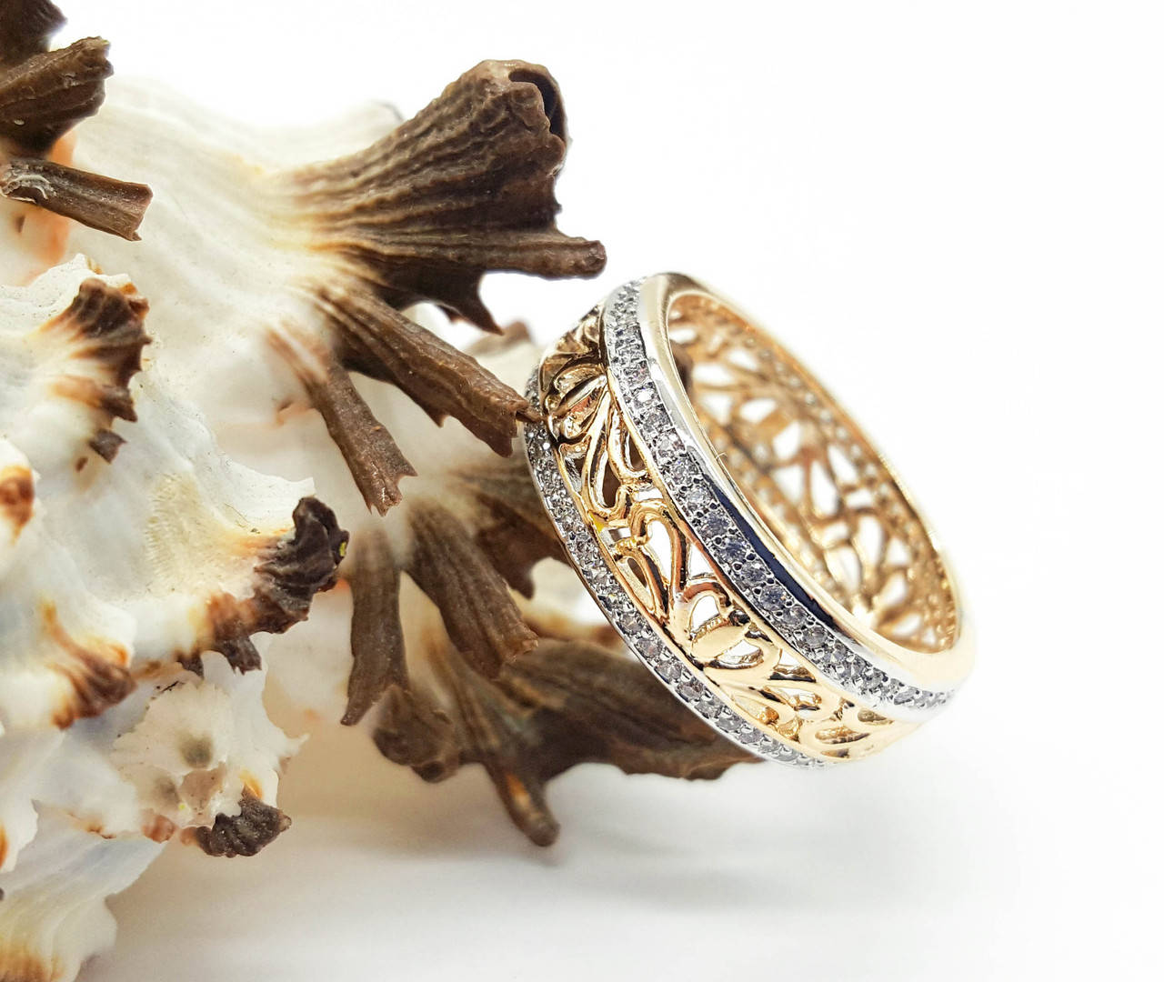 

Кольцо Ажурное, с цирконием, p. 17, р. 18, позолота + родий, 18К