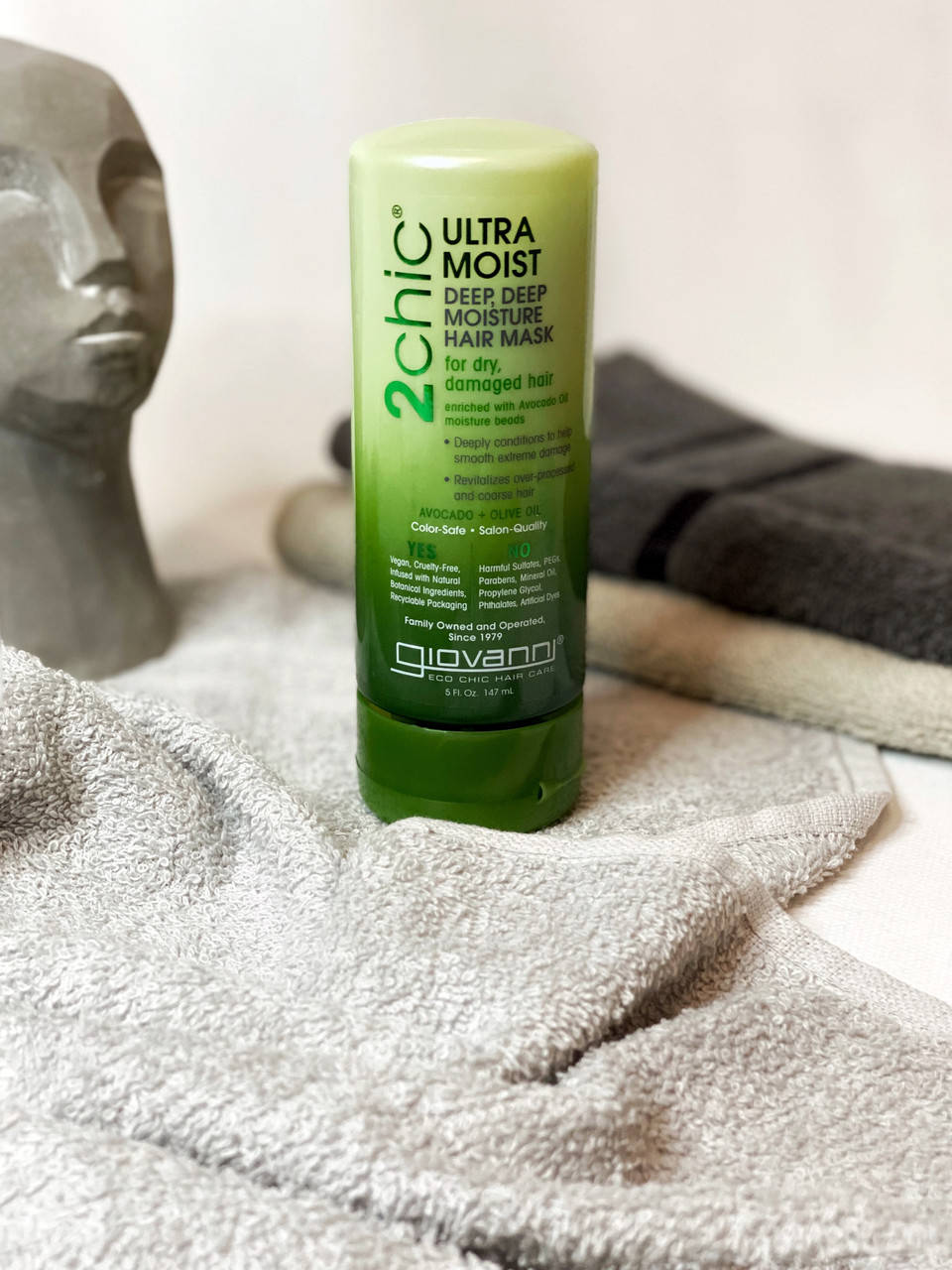 

Ультра - увлажняющая маска для волос 2chic Deep Deep Moisture, авокадо и оливковое масло, Giovanni, 147 ml