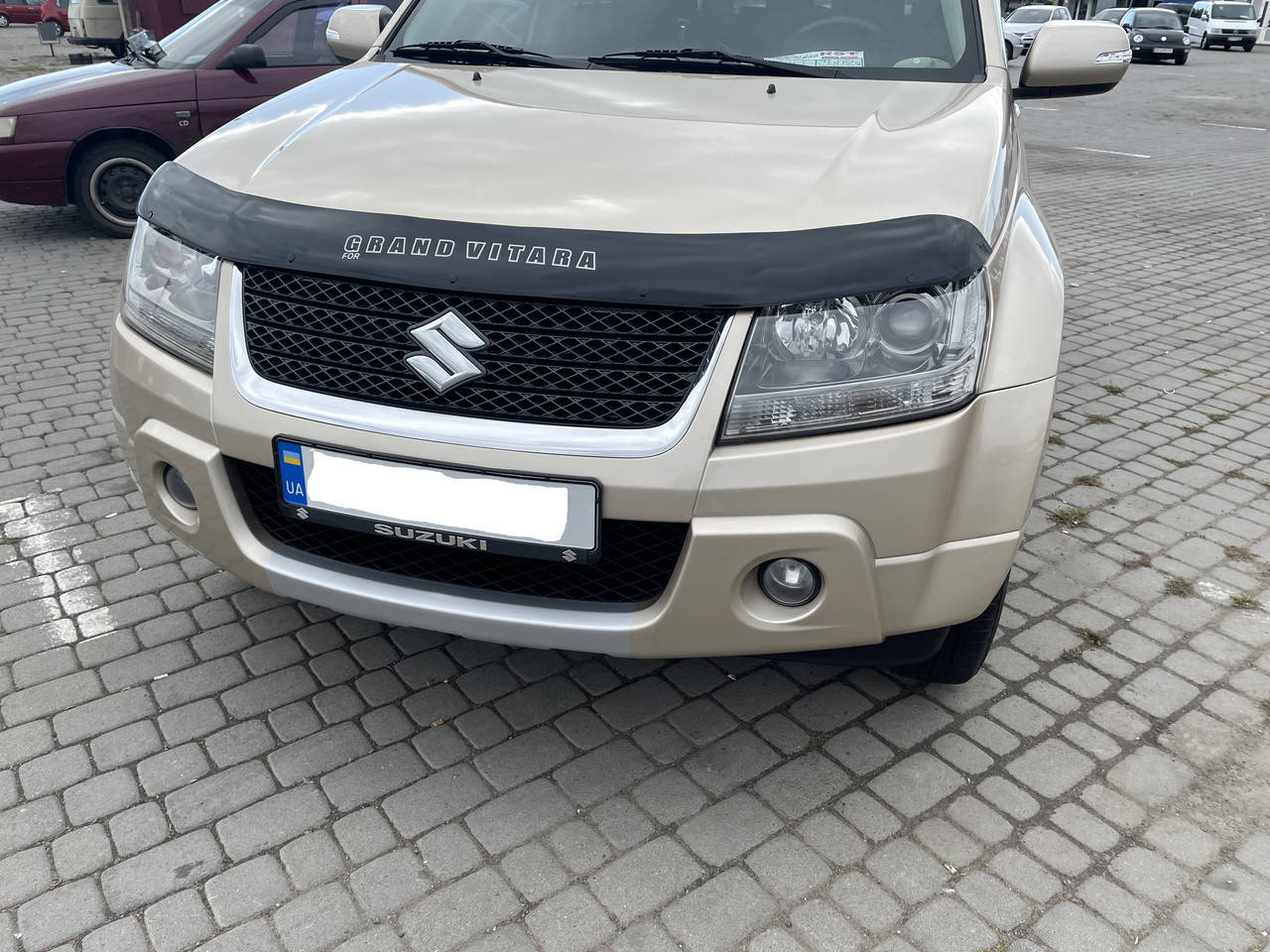 

Дефлектор капота, мухобойка Suzuki Grand Vitara III/Escudo с 2005 г.в. VIP