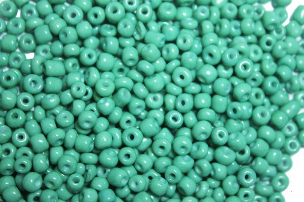 

Бисер 450 грамм (КРУПНЫЙ 6/0):69 зеленый