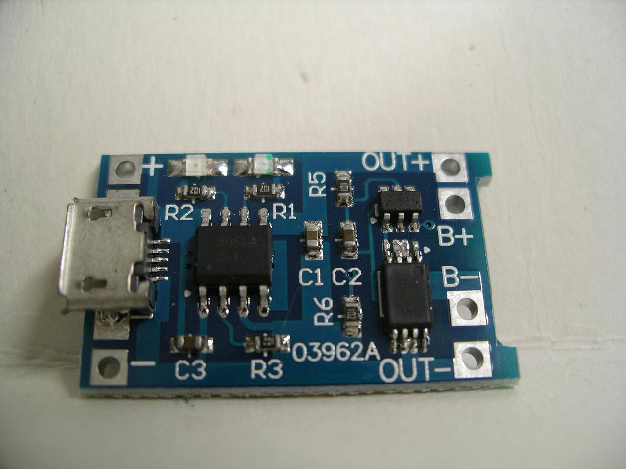 

Модуль заряда TP4056 Li-ion аккумулятора, защита Входной разъем: микро USB