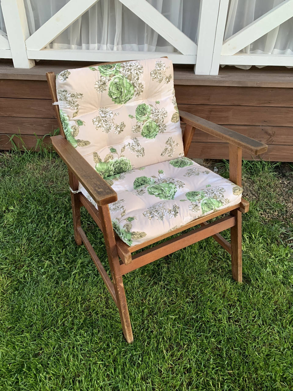 

Матрас на кресло Хлопок Уют Simple flowers 80x50x5 см Зелёные розы