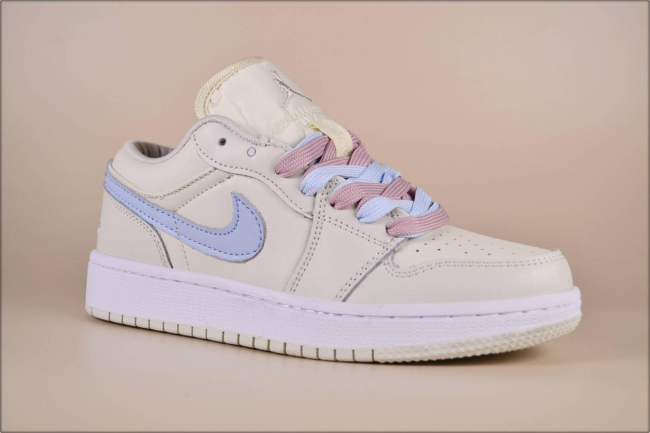 

Кроссовки Nike Air Jordan Low Bege 38, Бежевый