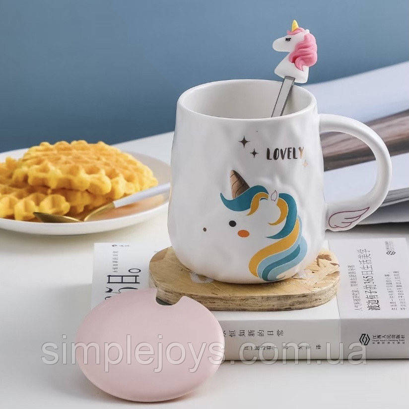 

Белая кружка с единорогом "Lovely" c крышкой и чайной ложкой, 400 мл, Белый