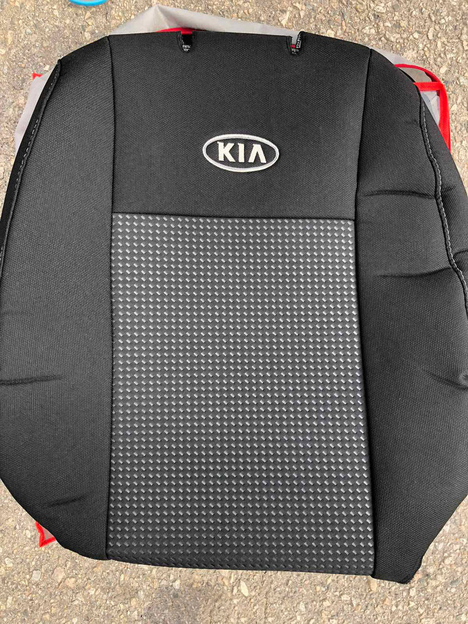 

Автомобильные чехлы Vip на сиденья KIA Carens 2006-2012 КИА Каренс
