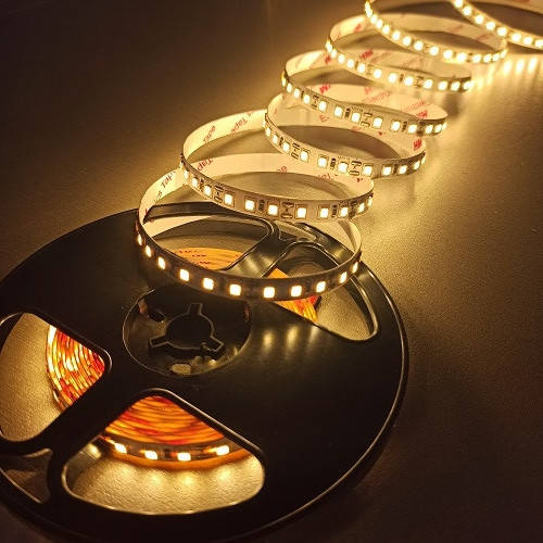 

Светодиодная лента теплый свет LED с клейкой основой 8мм 9.6W/м 120 LED/м IP20 MTK-600WW3528-12