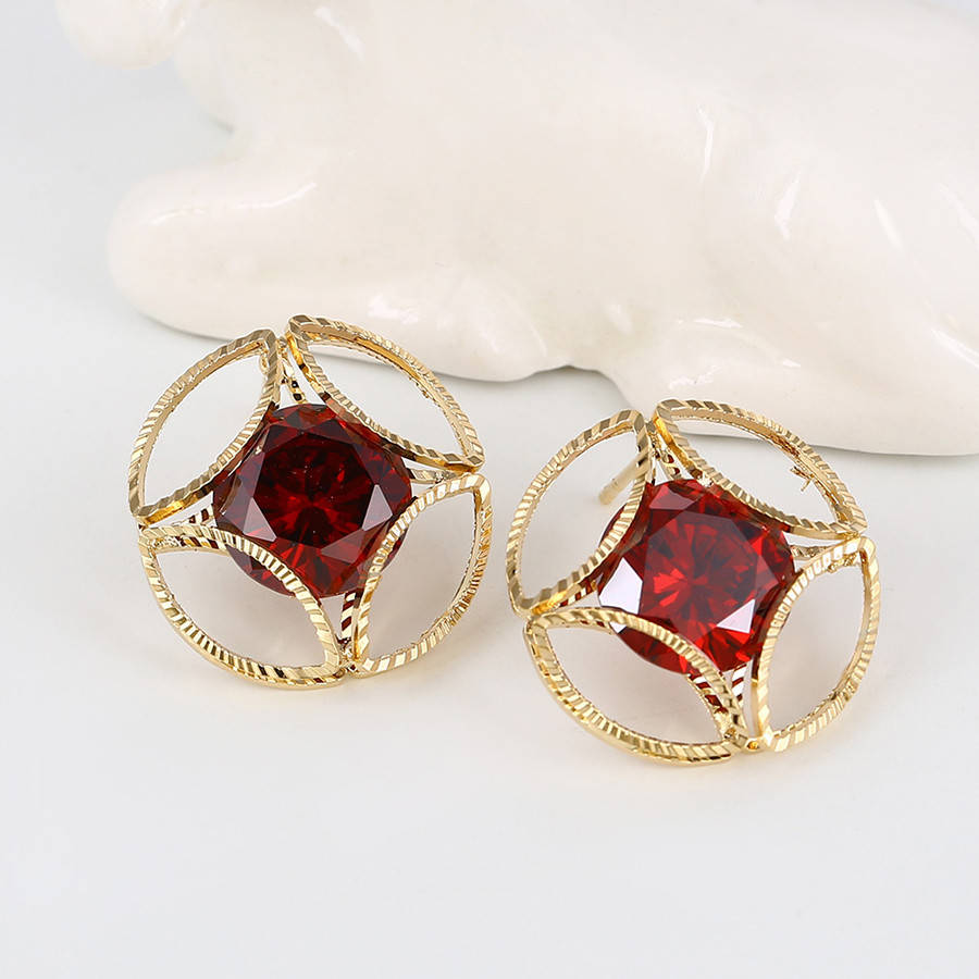 

Серьги гвоздики, Массивные с красным цирконием, позолота Xuping, 18К