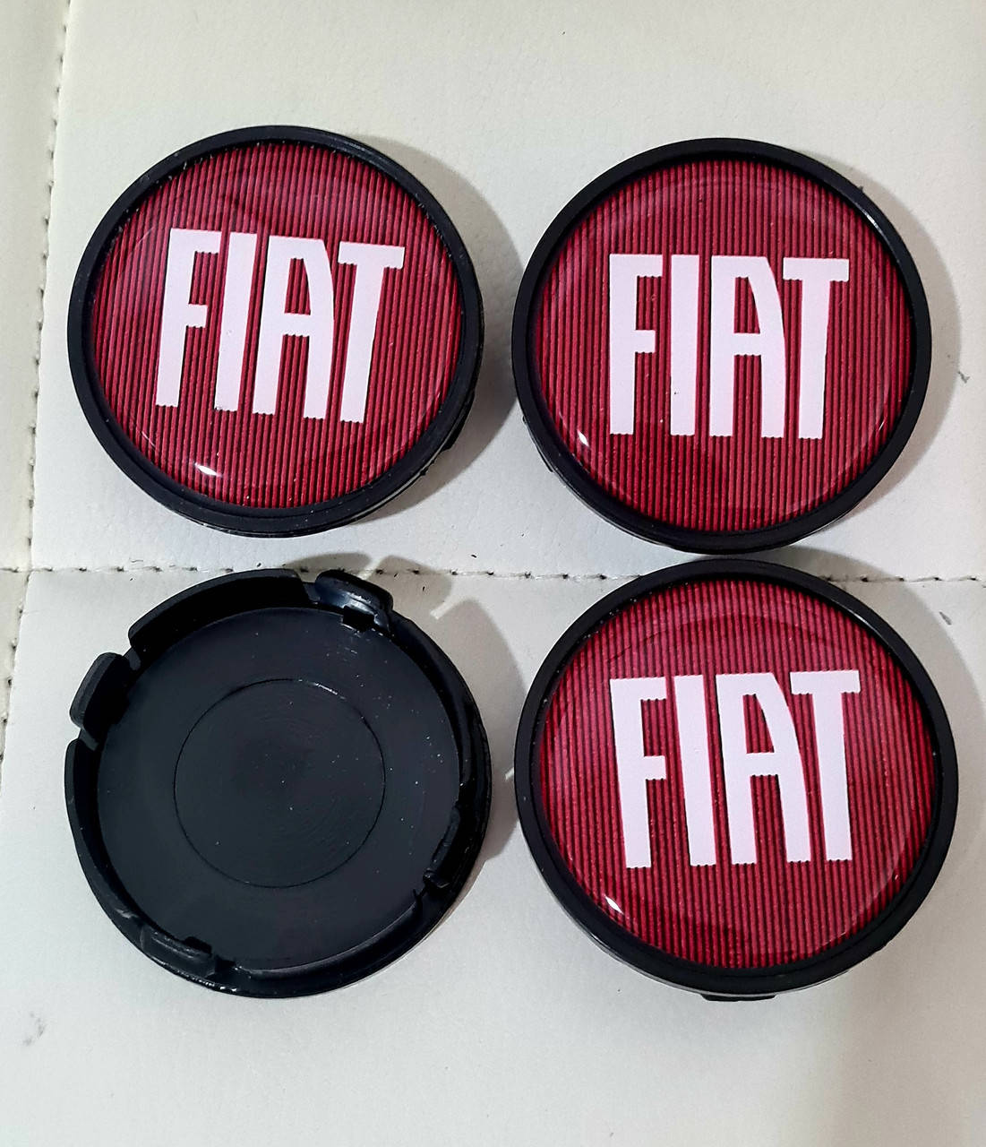 

Колпачки, заглушки на диски Fiat 60 мм / 56 мм Красный цвет силиконовые