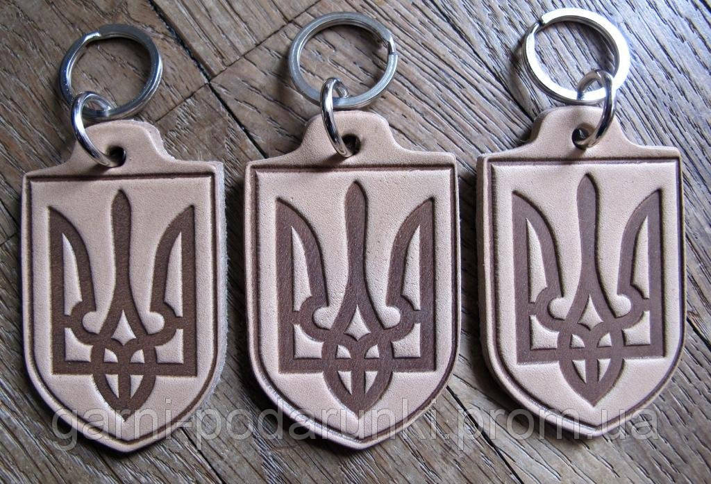 

Кожаный брелок Тризуб герб Украины