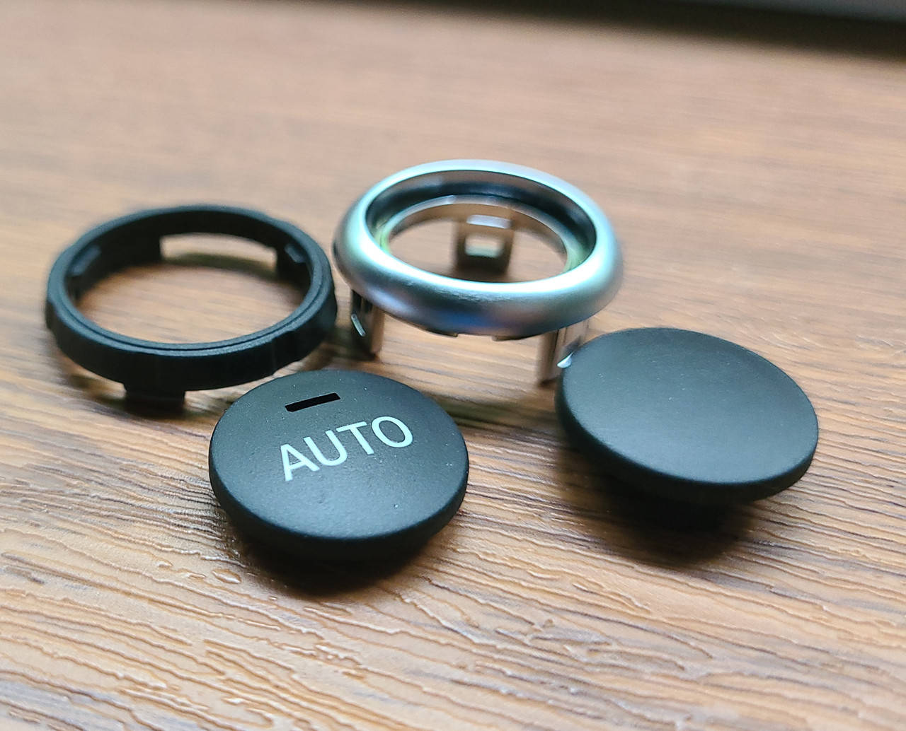 

Ремкомплект регулятора температуры для BMW 5/ 6/ 7/ X5 F15/ X6 F16. ОЕМ 61319393931