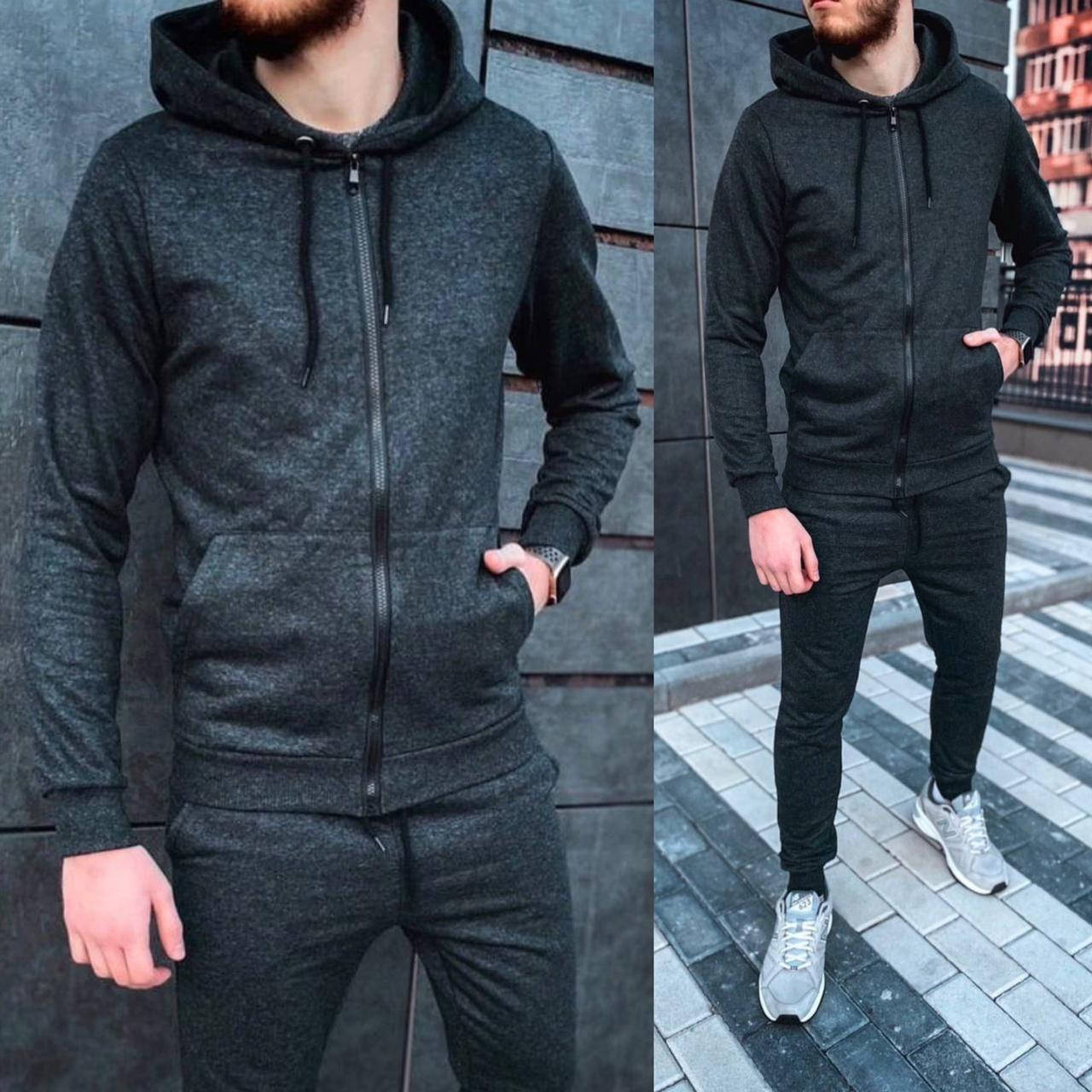 

Мужской спортивный костюм XL