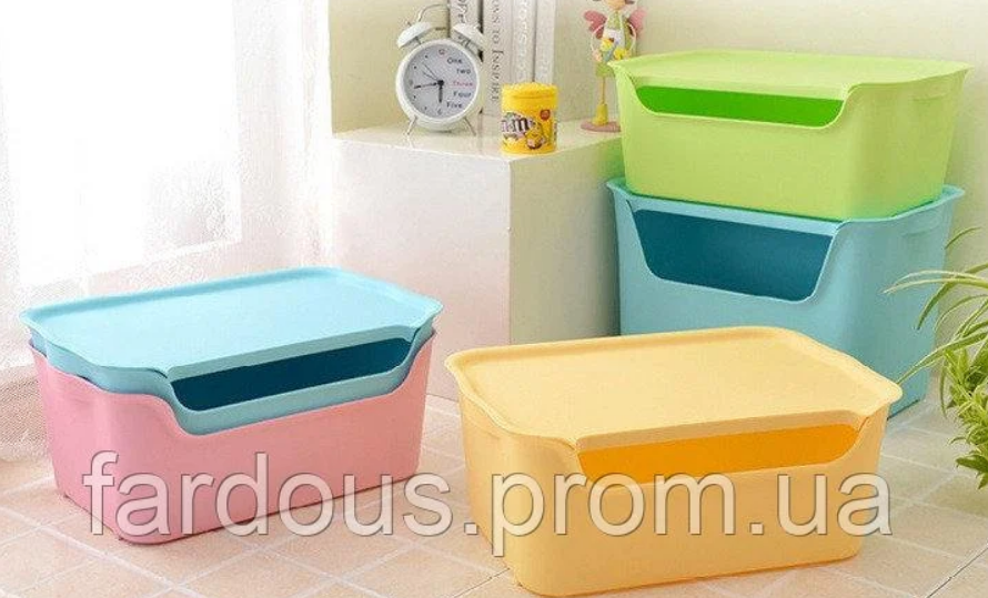 

Пластиковая универсальная корзина для хранения с крышкой. Голубой Кладовка