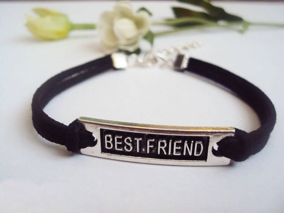 

Браслеты BEST FRIENDS для лучших друзей подруг