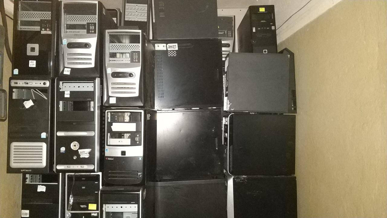 

Корпуса Черные Б/У, без БП