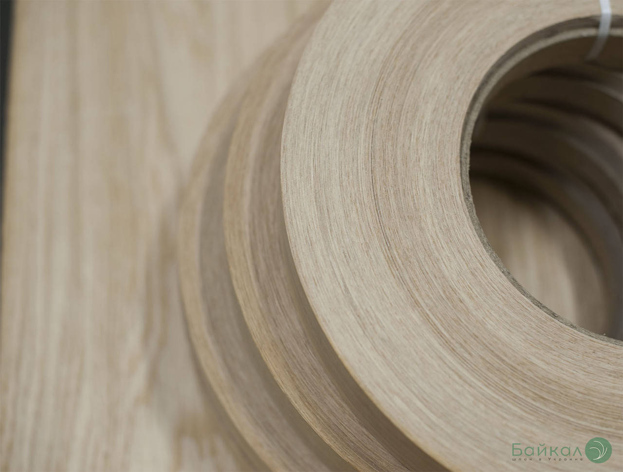 

Кромка мебельная Дуб (натуральная) - без клея