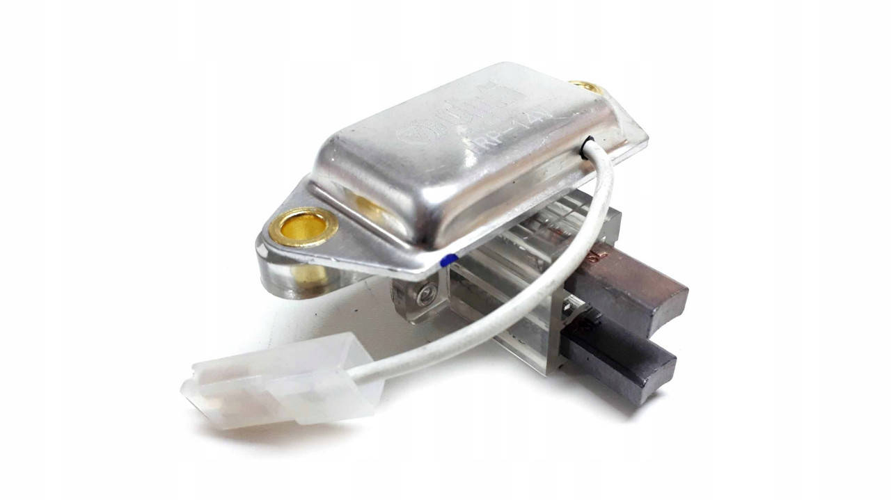 

Регулятор напряжения генератора Skoda Felicia 1.3