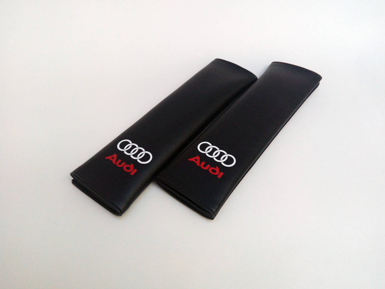 

Накладка на ремень безопасности AUDI BLACK-WHITE, Черный