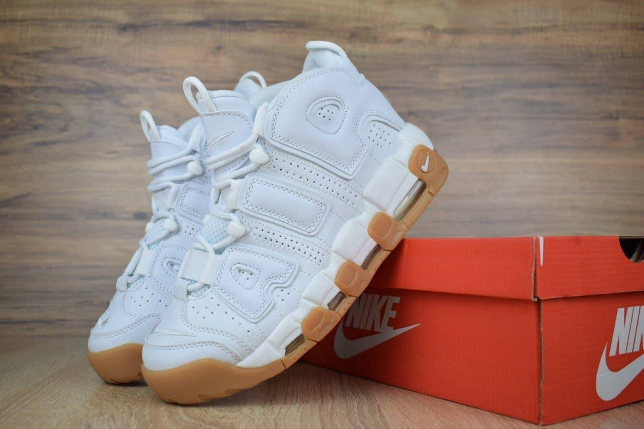 

Мужские кроссовки N1ke Air More Uptempo белые бежевая подошва, Белый