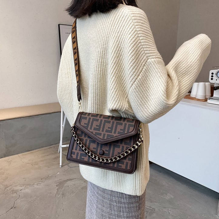 

Модная женская сумка Fendi с широким ремнем через плечо, Разные цвета