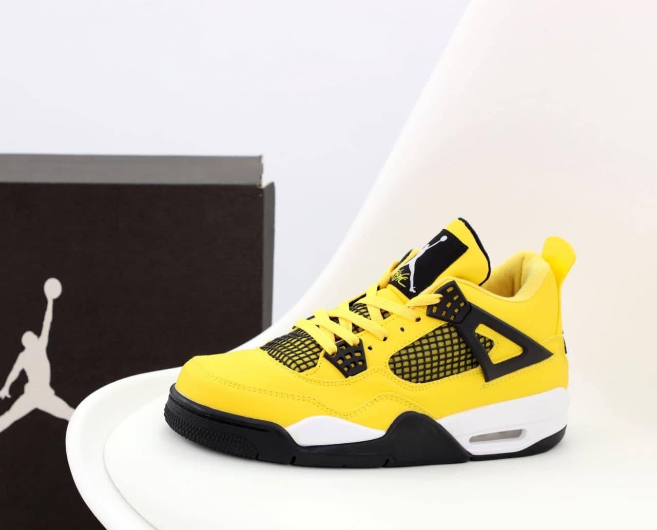 

Баскетбольные высокие кроссовки Nike Air Jordan 4 Retro Yellow (Найк Аир Джордан желтого цвета) 45, Желтый