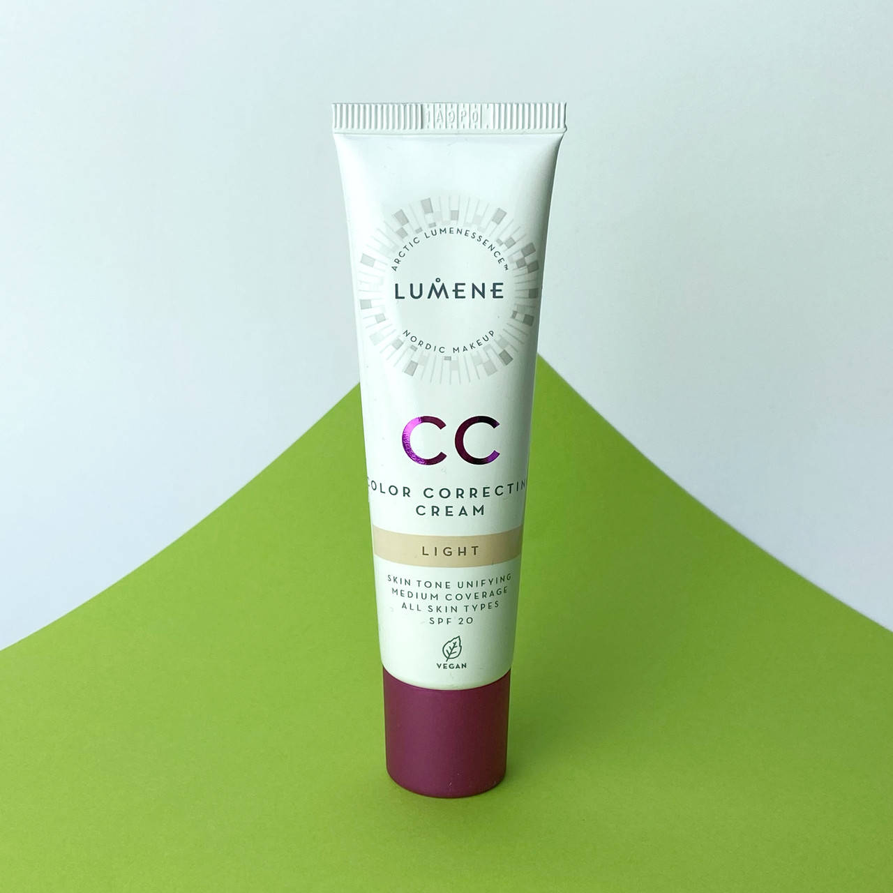 

Тональный крем Lumene CC Color Correcting Cream SPF20 - Light