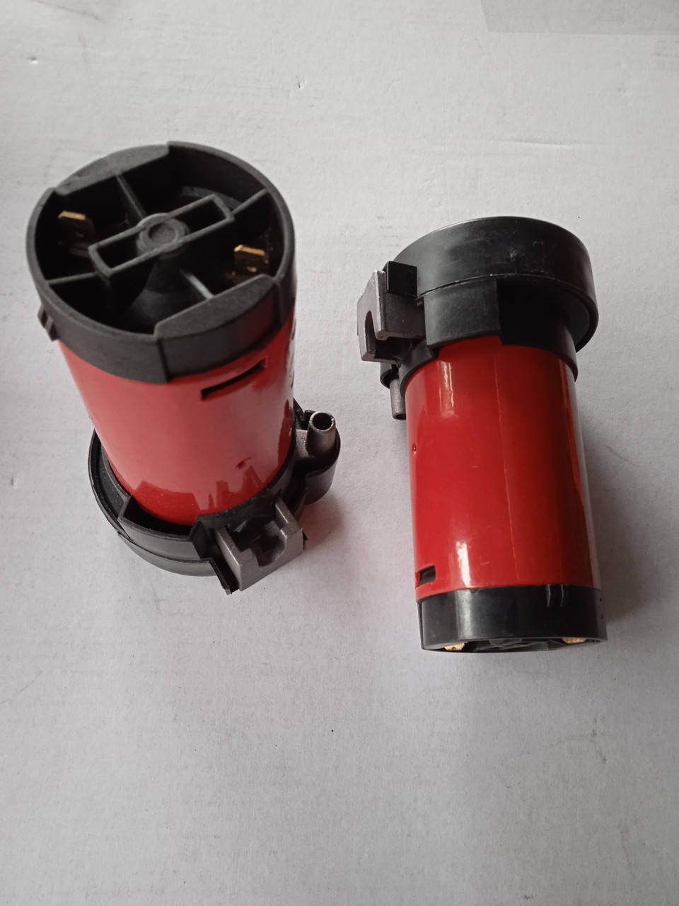 

Компрессор для сигнала 12в ELEPHANT