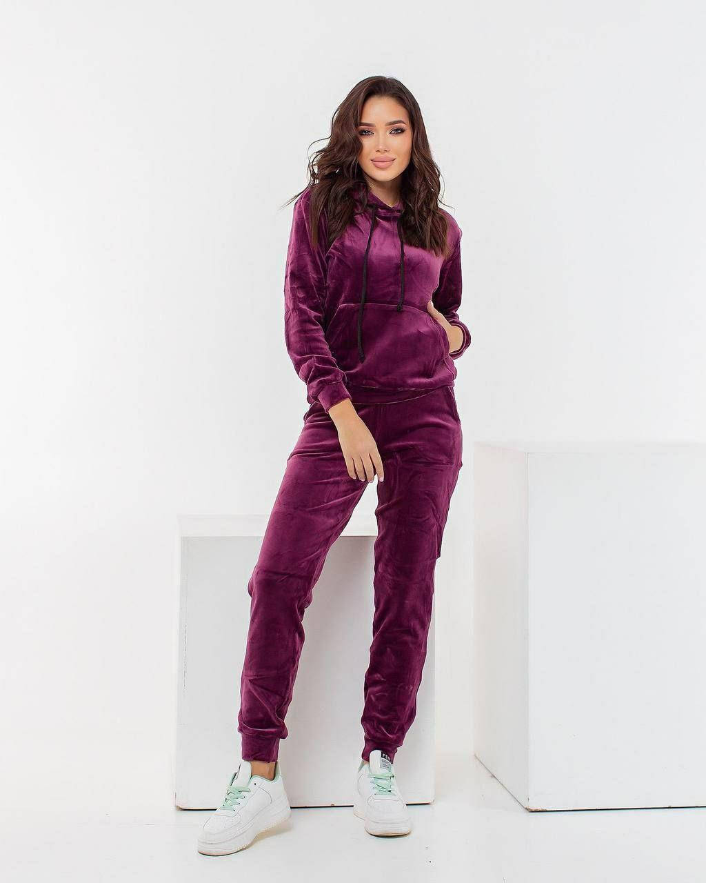 

Спортивный велюровый костюм Марсал, 48