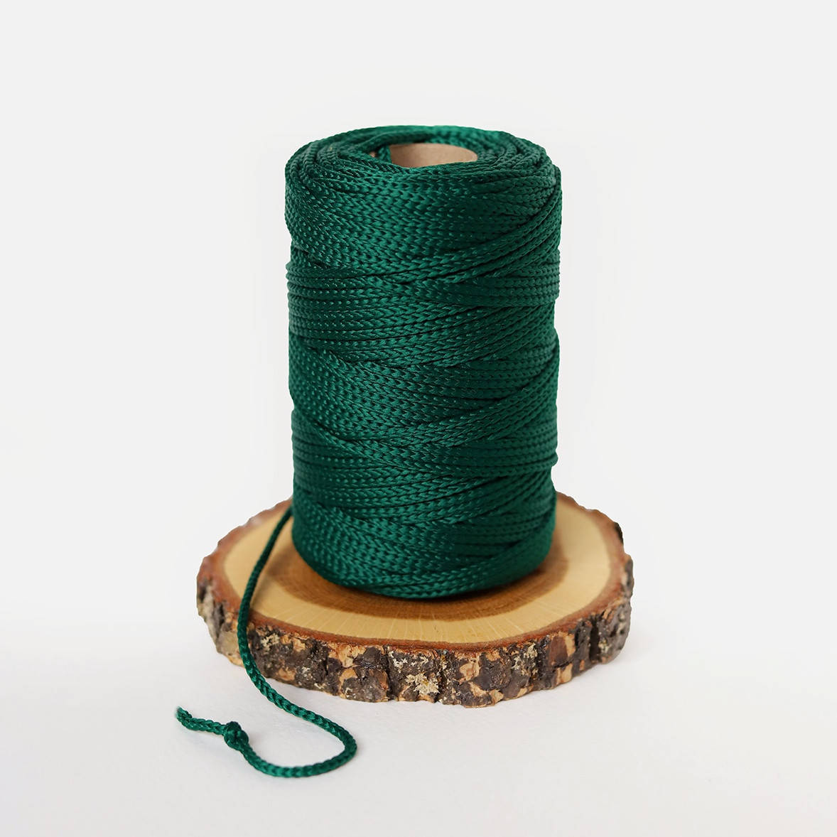 

Шнур 3 мм полиэфирный Темно зелёный (100м)