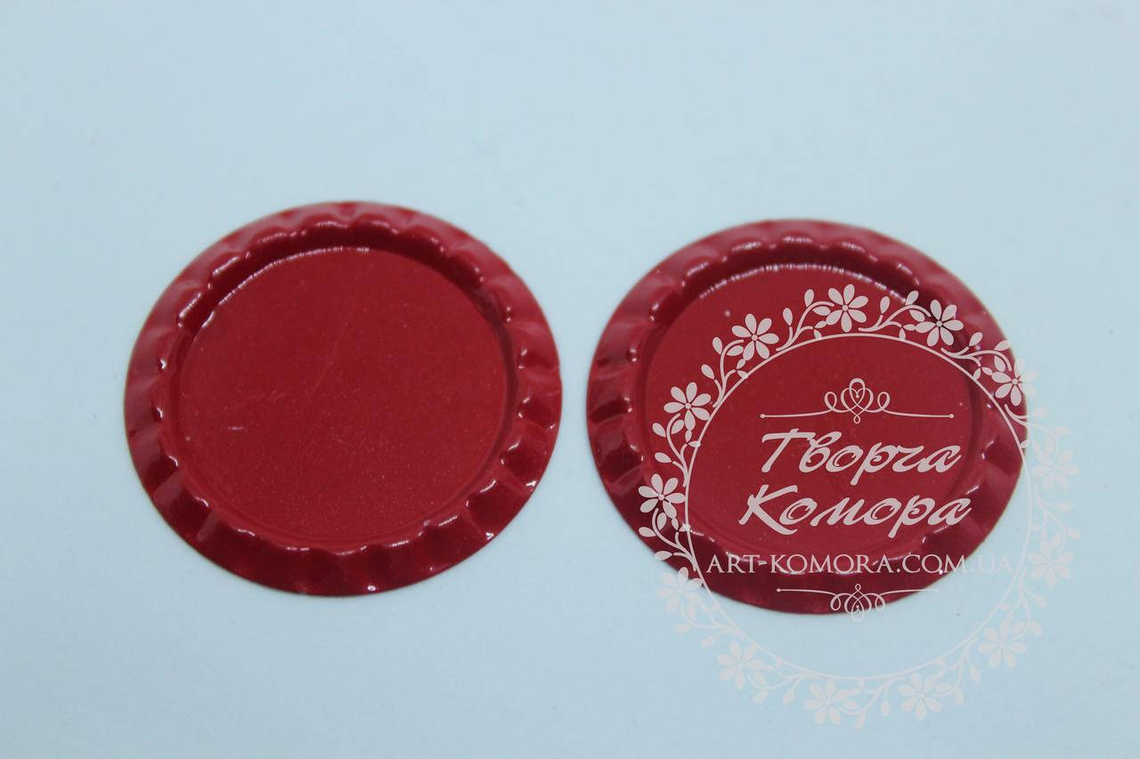 

Крышечка красная