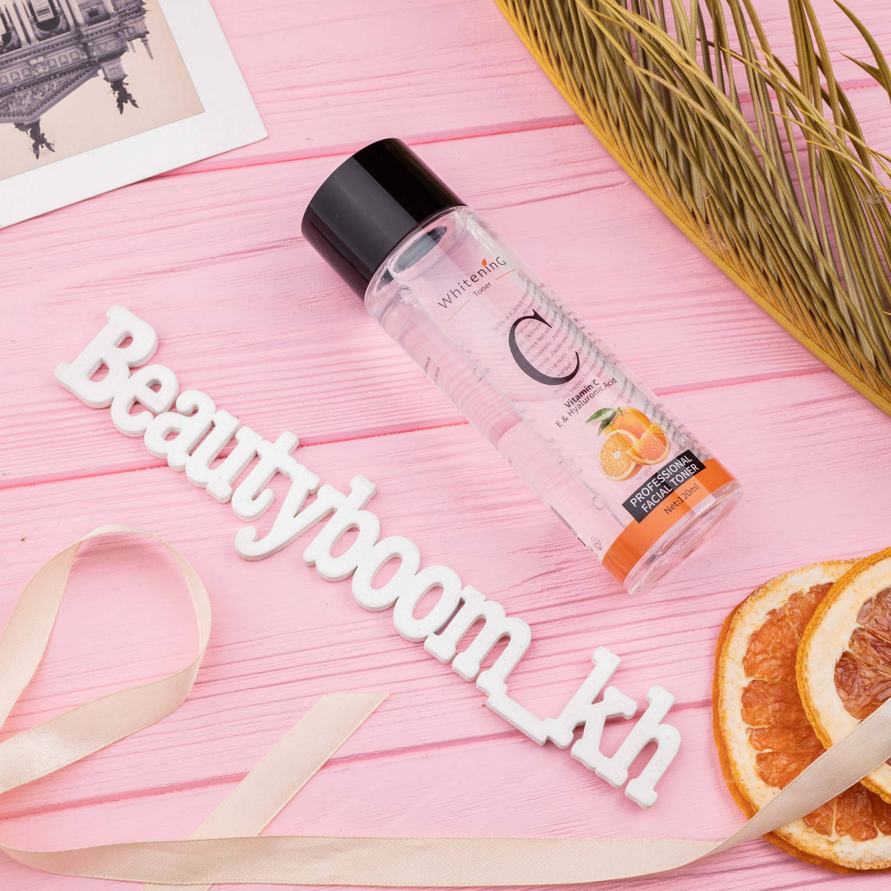 

Тонер для лица с витамином С и гиалуроновой кислотой Whitening