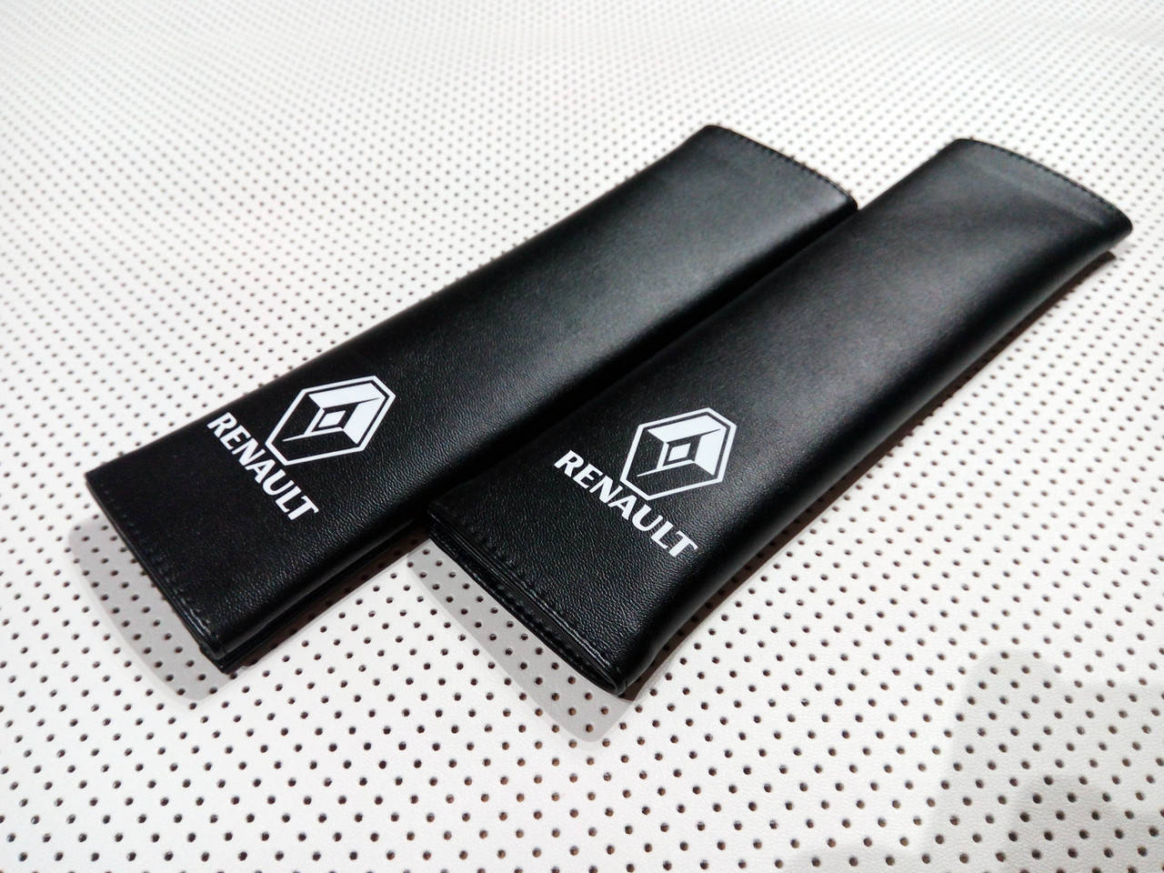 

Накладка на ремень безопасности RENAULT BLACK, Черный