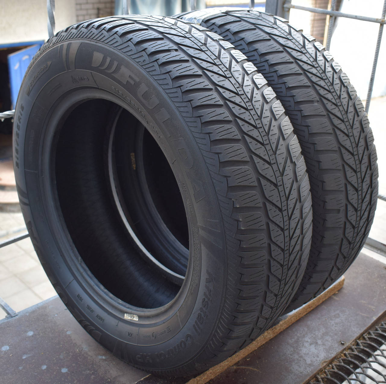 

Шины б/у 215/65 R16 Fulda Kristall Control HP, пара