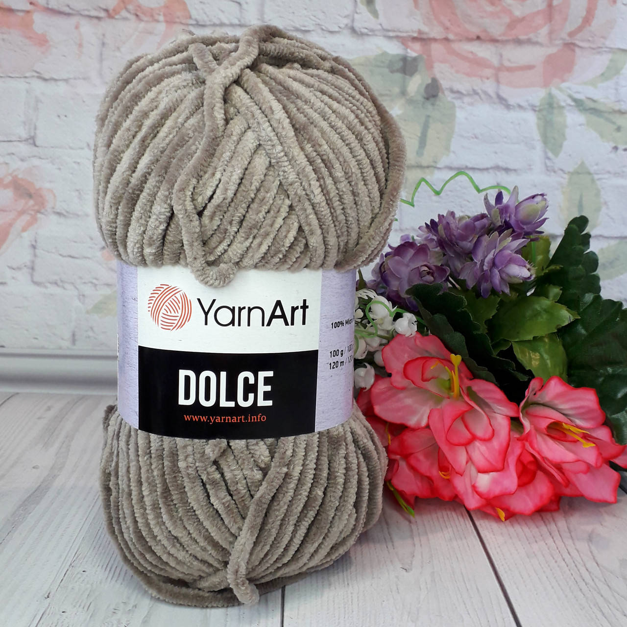 

Плюшевая пряжа YarnArt Dolce (Ярнарт Дольче), бежевого цвета