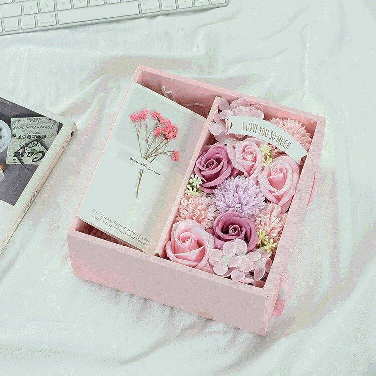 

Набор цветов из мыла "Present"