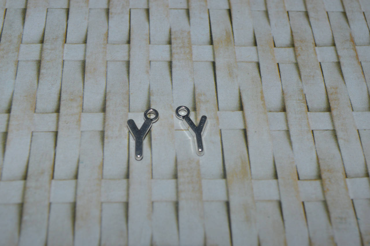 

Подвеска буква Y. метал. английский алфавит