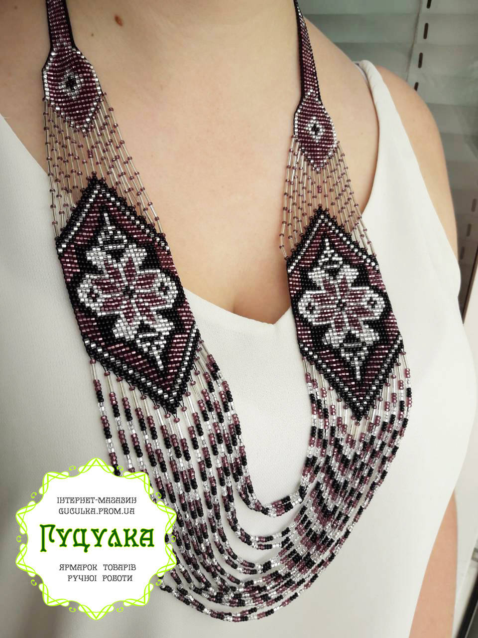 

Намисто з бісеру святкове "Орнамент" ручної роботи