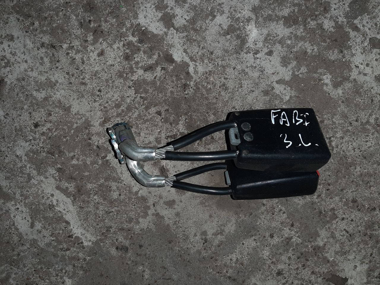 

Замок ремня безопасности Skoda Fabia