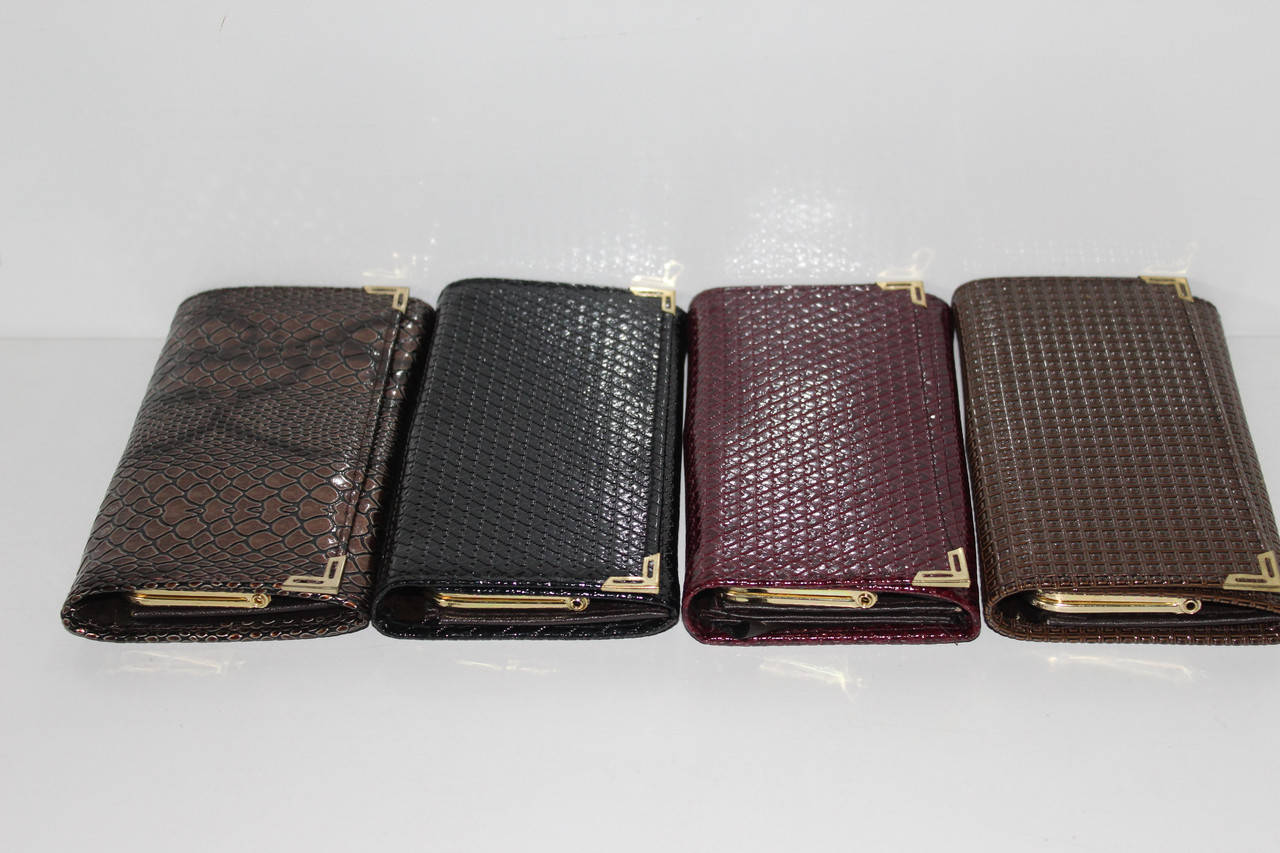 

Кошелек женский ( Лакированый )