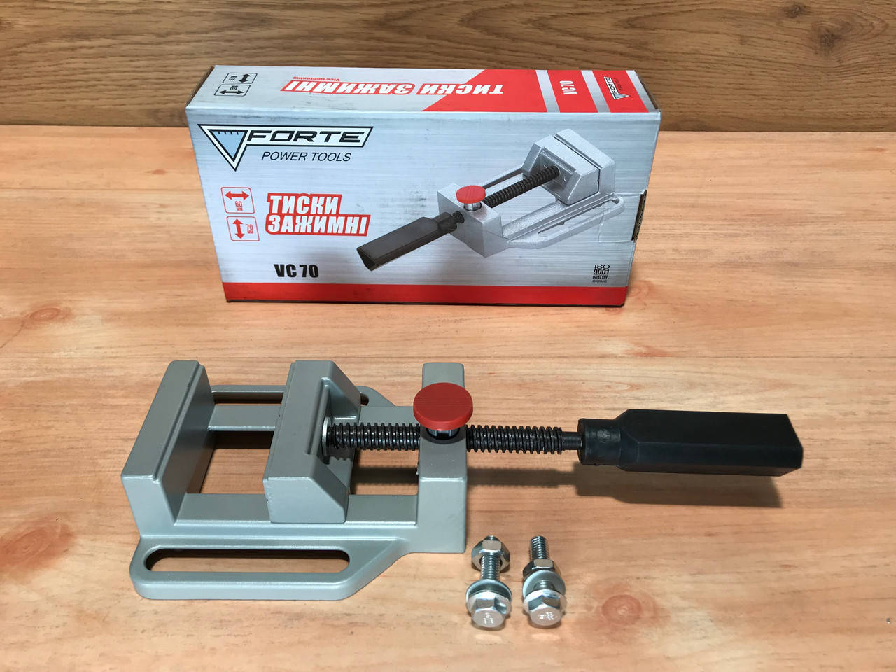 

Тиски для стойки Forte VC 70