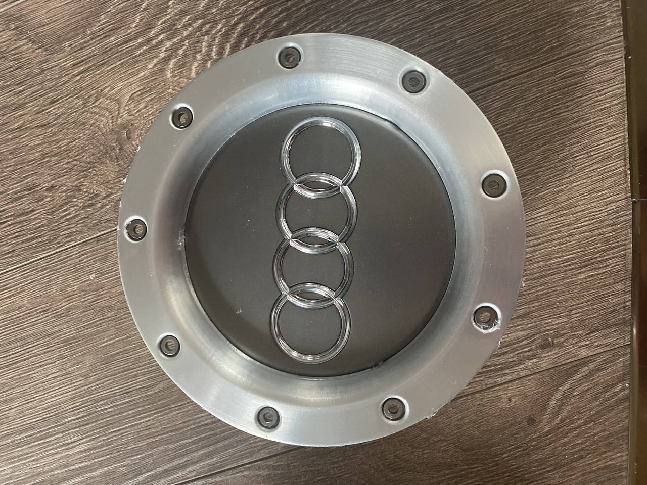 

Колпачок Колпачки на диски Audi 8D0601165K 146мм