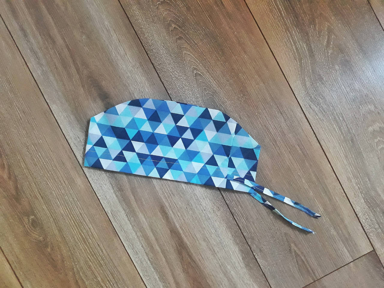 

Медична шапочка з принтом " Трикутники сині "