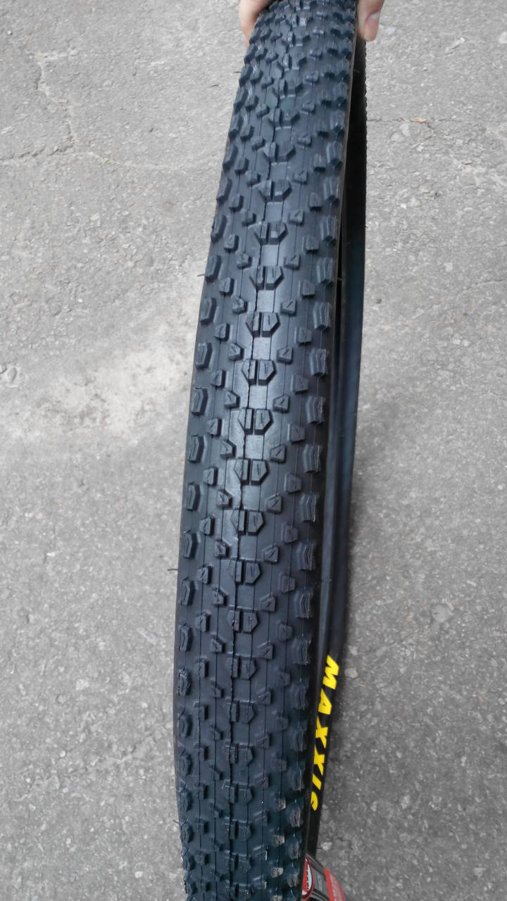 

Покрышка Maxxis Ikon 27.5x2.20