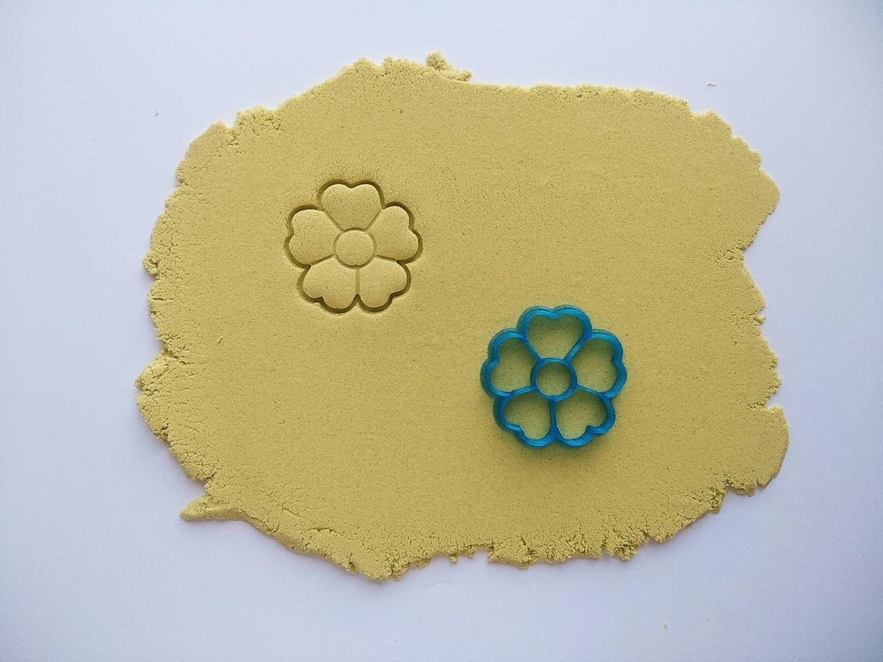 

3D формочки-вырубки для пряников "Цветок 1"