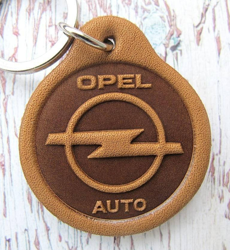 

Брелок для автоключей Opel