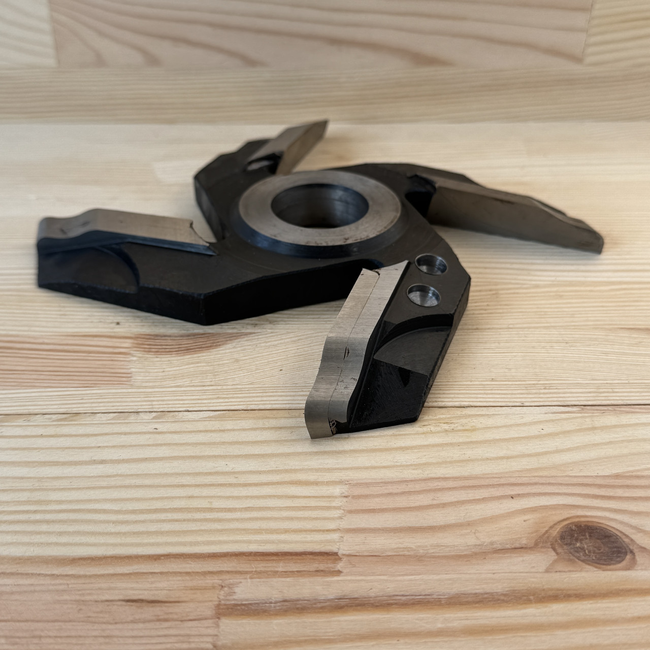 Фреза для виготовлення меблевої філенки D160хd32 правого обертання профіль17